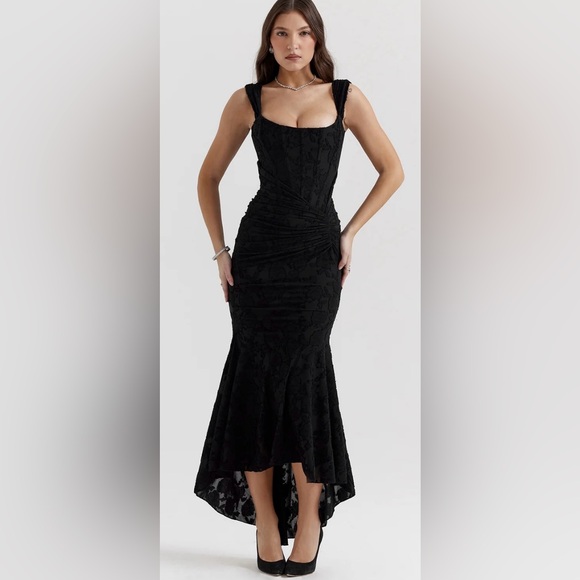 Black Sweetheart Strapless Gown for Wedding Guest - Picture 1 of 6